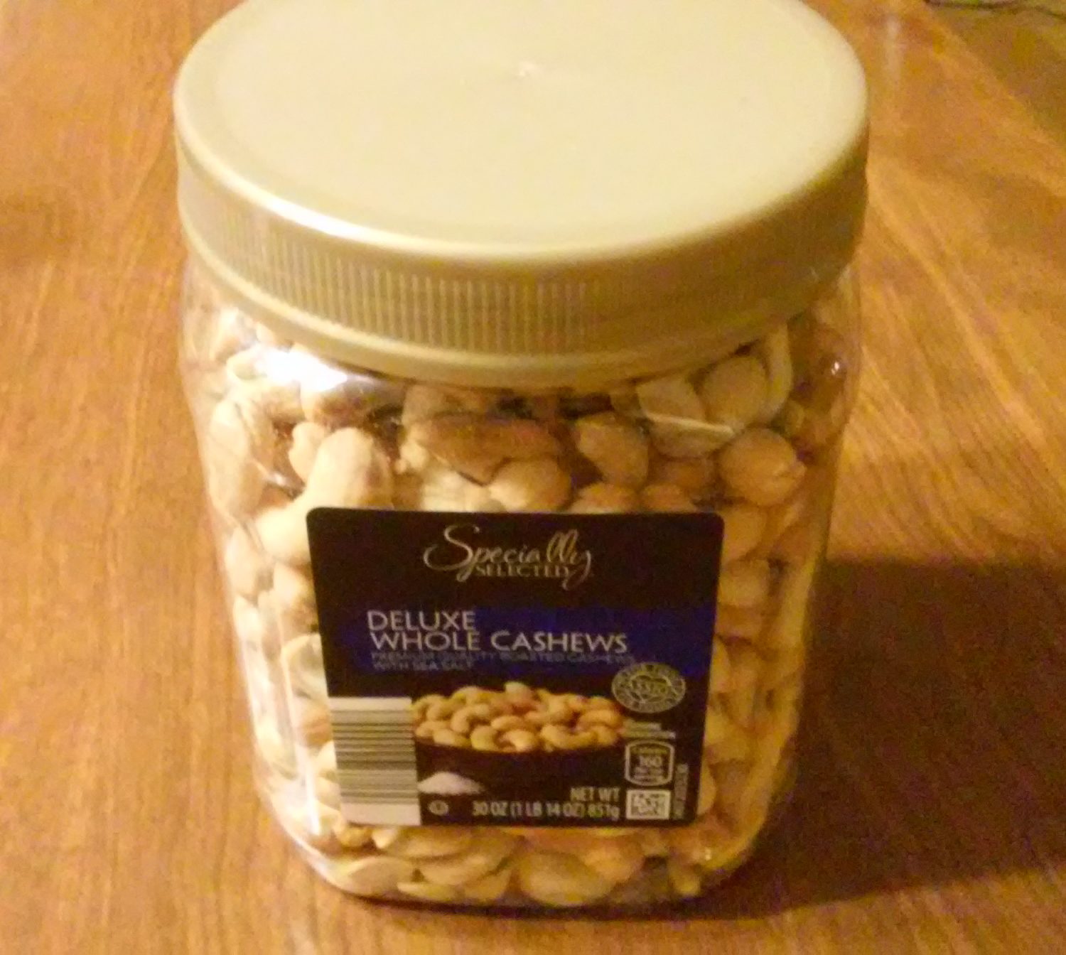 Specially Selected Deluxe Whole Cashews