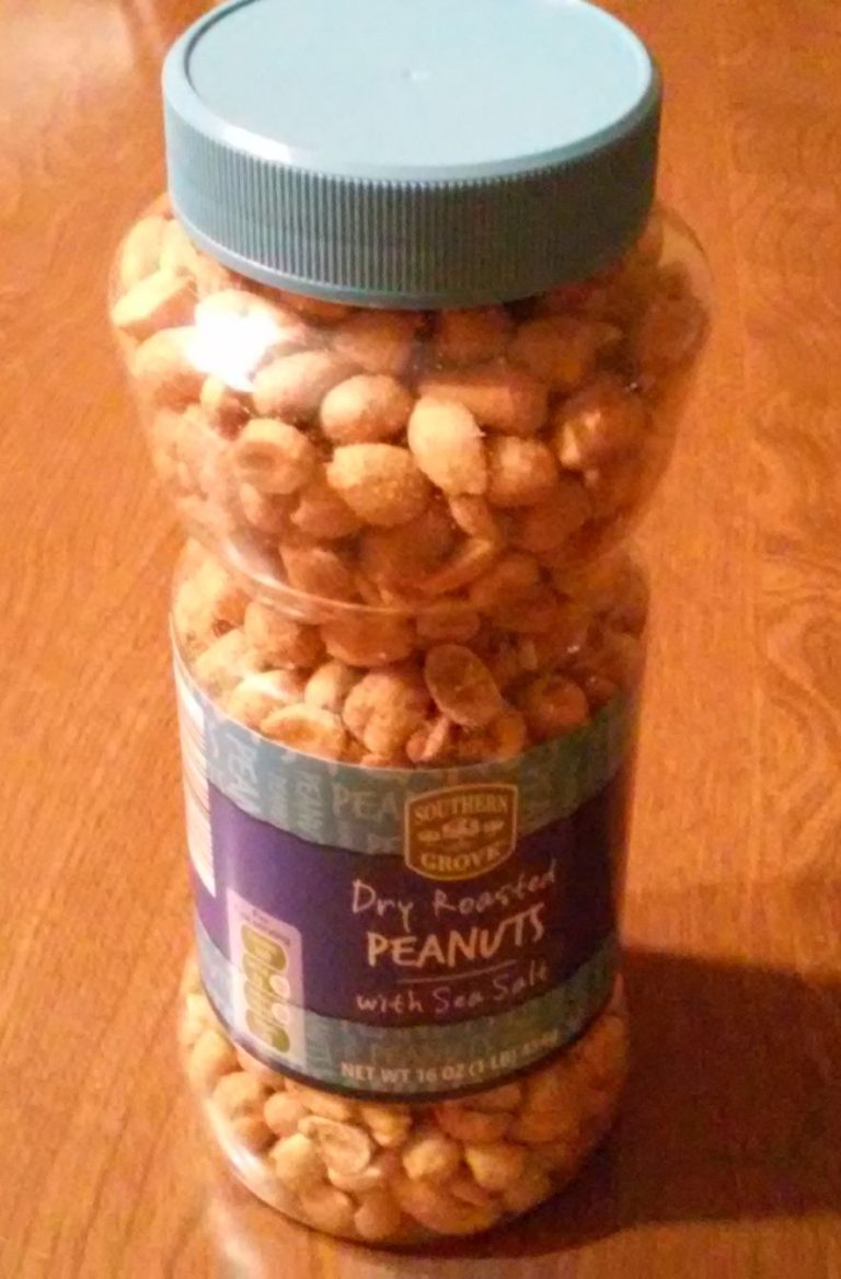 Southern Grove Dry Roasted Salted Peanuts + Honey Roasted Peanuts