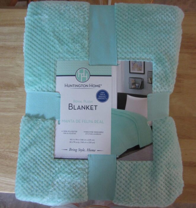 Huntington Home Royal Plush Blanket