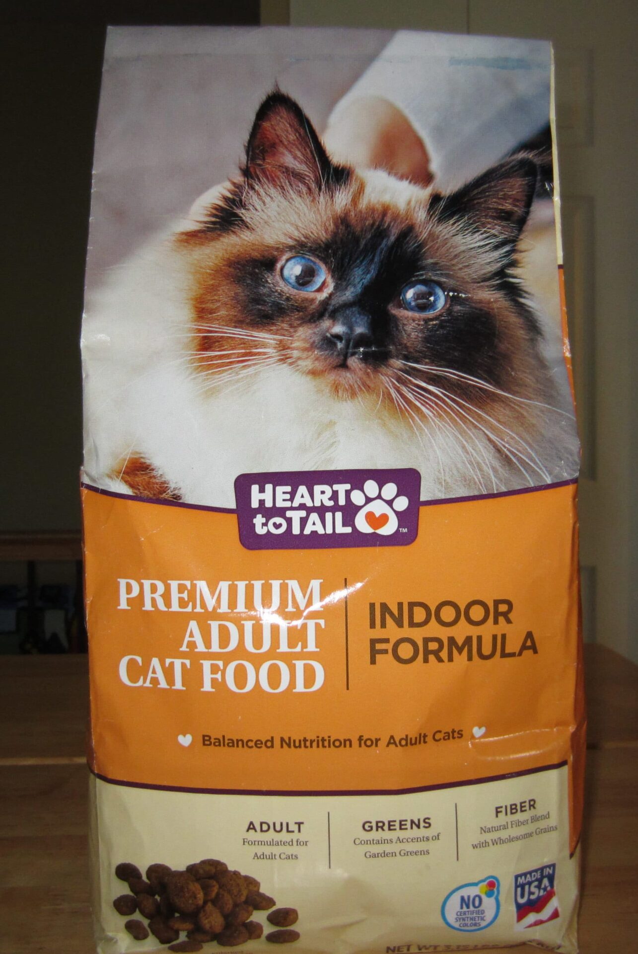 Heart to Tail Premium Adult Cat Food 