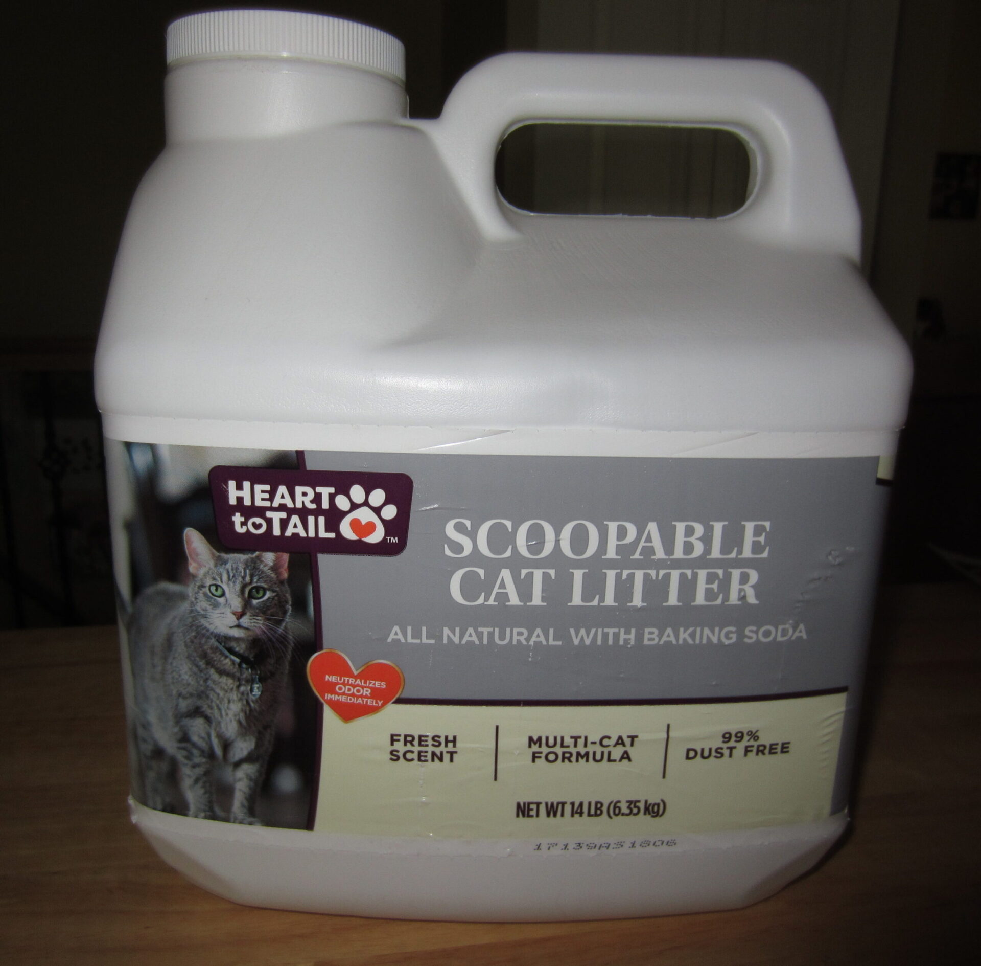 Heart to Tail Scoopable Cat Litter