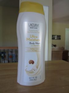 Lacura Ultra Moisture Body Wash