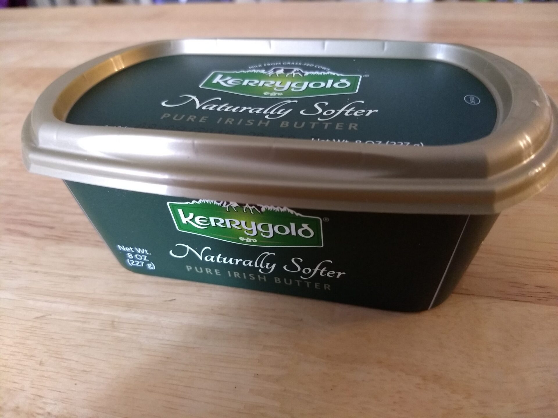 Kerrygold Grass-Fed Pure Irish Salted Spreadable Butter Tub (8oz)