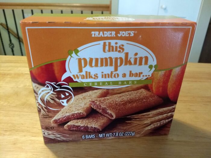 Trader Joe's This Pumpkin Walks Into a Bar Cereal Bars