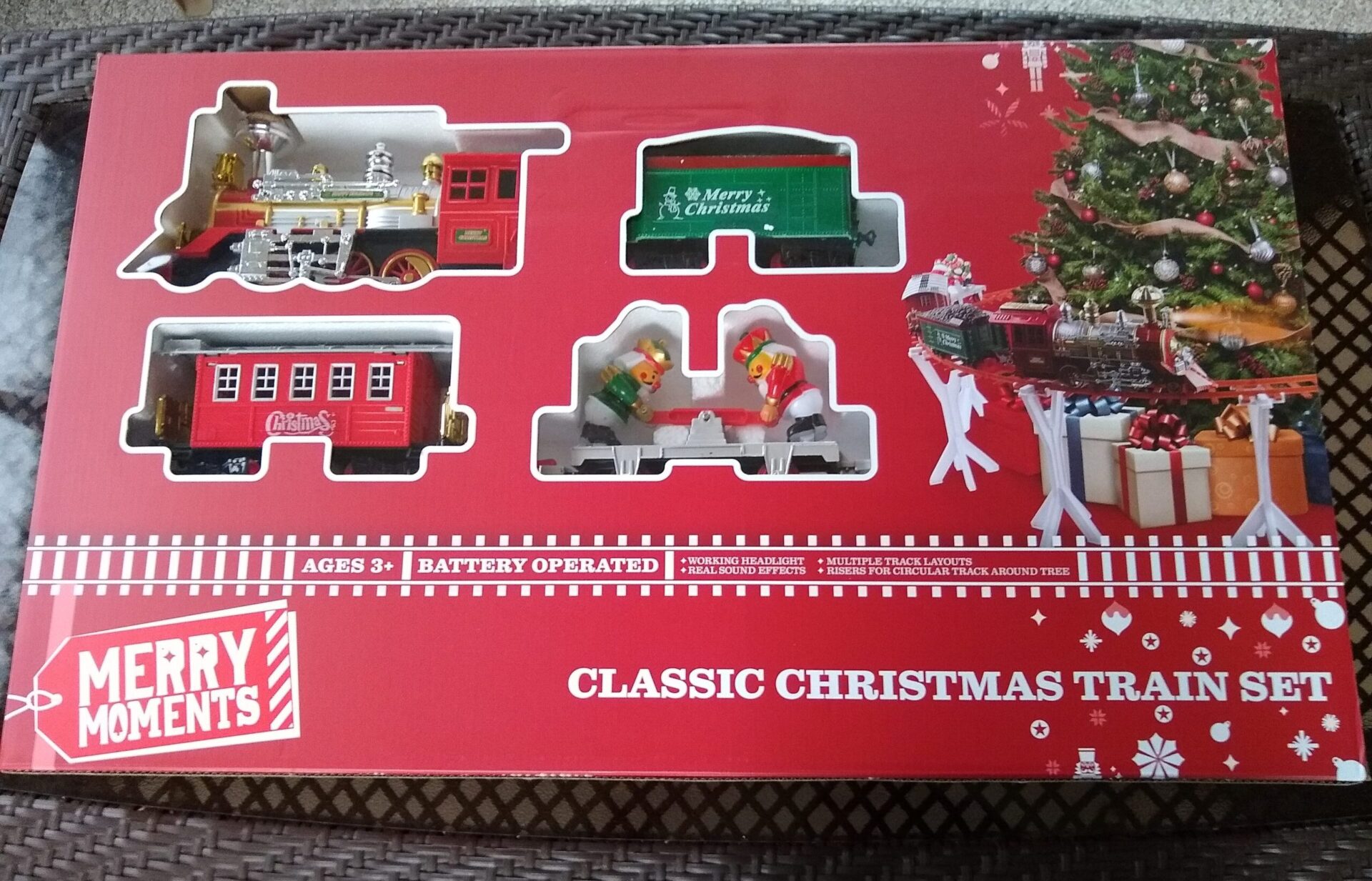 Merry Moments Classic Christmas Train Set