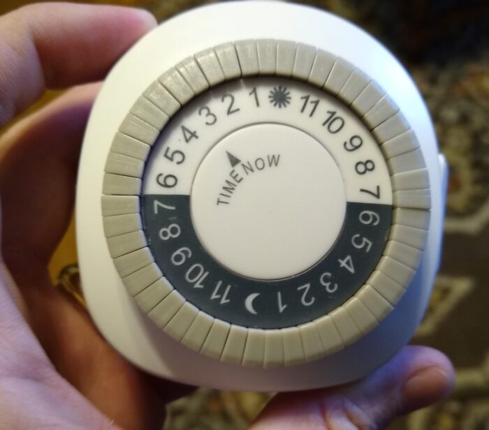 Easy Home 24-Hour Mechanical Indoor Timer