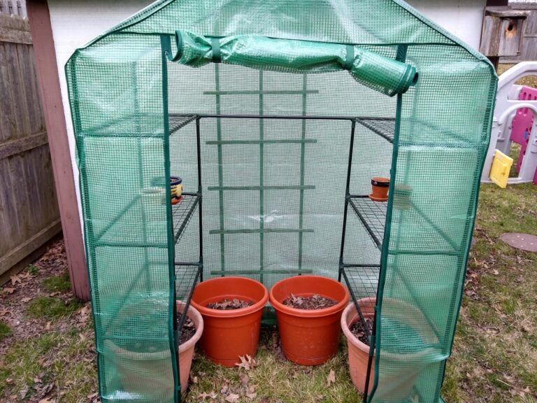 Gardenline Walk-In Greenhouse