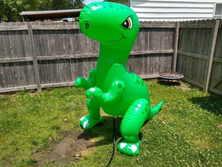 Summer Waves Giant Dino Sprinkler + Summer Waves Giant Unicorn Sprinkler