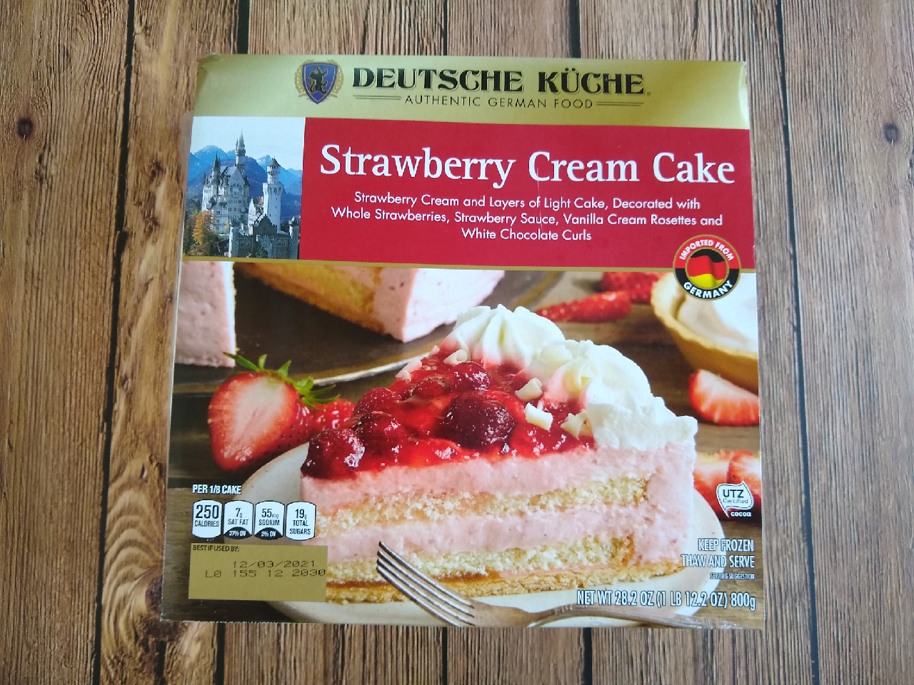 Deutsche Kuche Strawberry Cream Cake