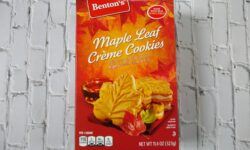 Benton's Maple Leaf Creme Cookies
