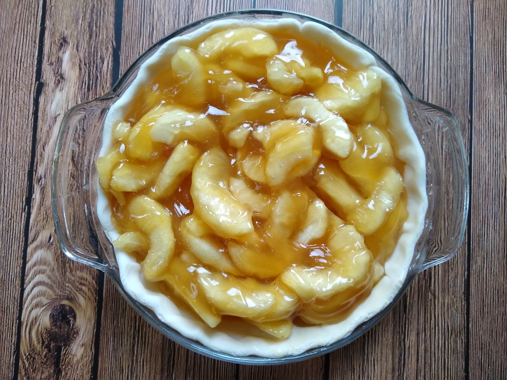 Baker S Corner Apple Pie Filling And Topping Apple Pie Recipe Aldi Reviewer