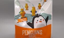 Savoritz Penguins Baked Cheddar Snack Crackers