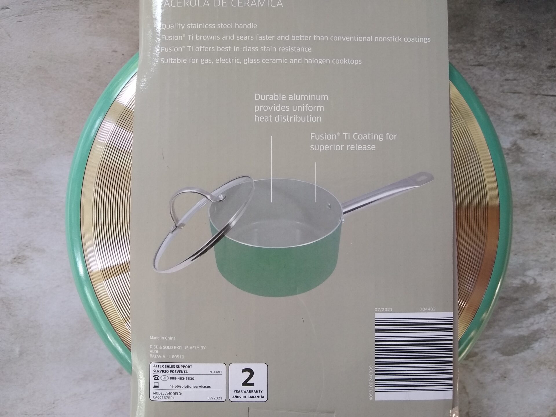 I'm really disappointed with the quality of the Crofton ceramic cookware,  FYI in case you were thinking of buying (swipe through pics) : r/aldi