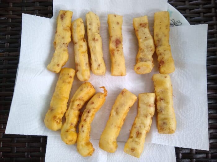 Bake House Creations Cinnamon Donut Sticks Dough with Icing