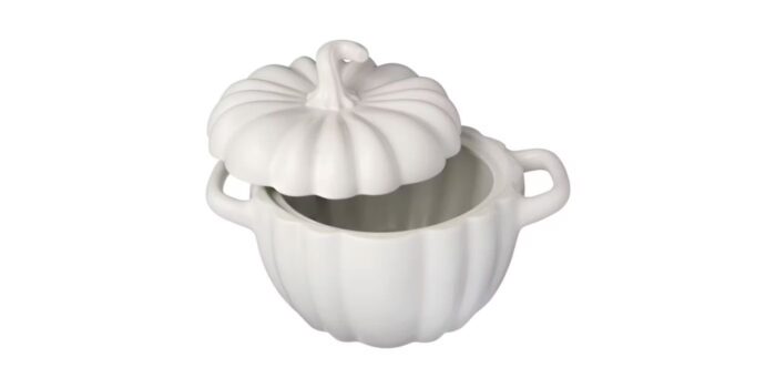 Crofton Large Pumpkin Casserole Dish