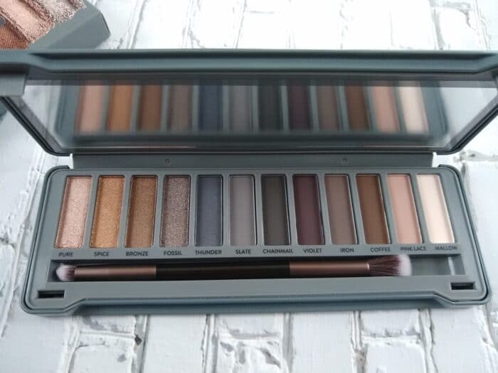 Lacura Naturals Smoky Eyeshadow Palette