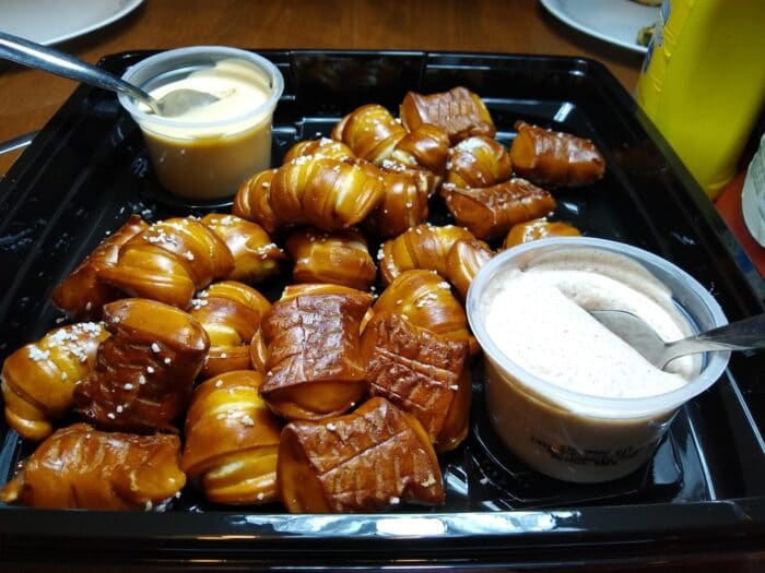 Park Street Deli Sweet Pretzel Bites