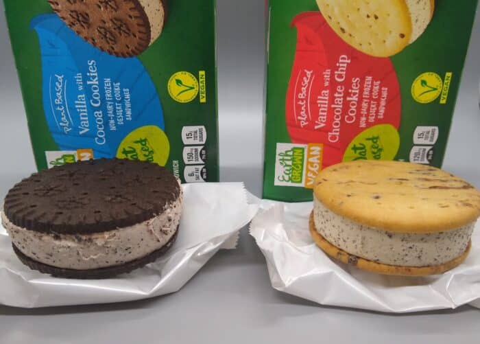 Earth Grown Vegan Vanilla with Chocolate Chip Cookies and Vanilla with Cocoa Cookies