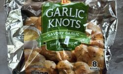 L'Oven Fresh Garlic Knots
