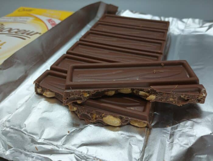Choceur Peanuts & Cornflakes Milk Chocolate Bar