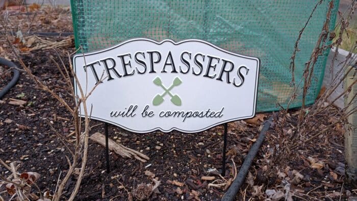 Belavi Metal Garden Sign
