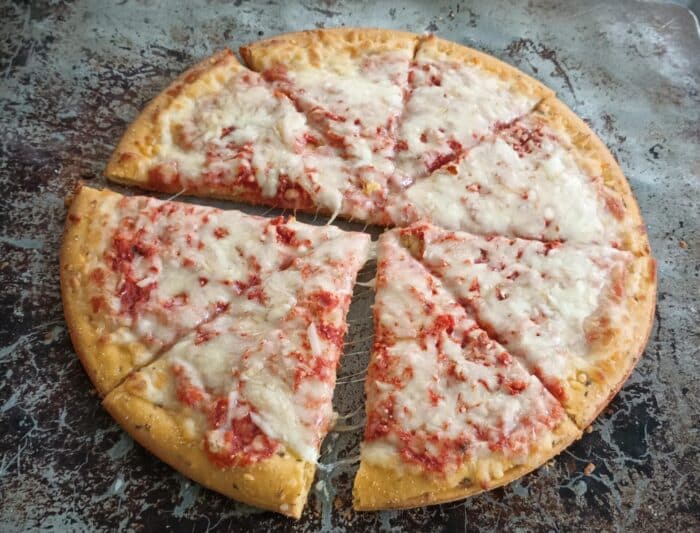 Mama Cozzi's Hot Honey Three Cheeses Chickpea Crust Pizza 2
