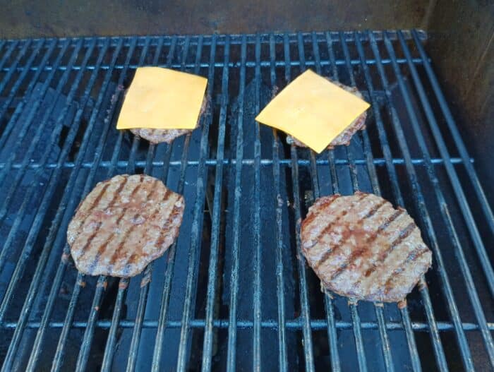 Cattlemen's Ranch Smashed Burgers