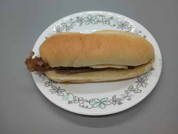 Bremer Roast Beef and Cheddar Sandwich