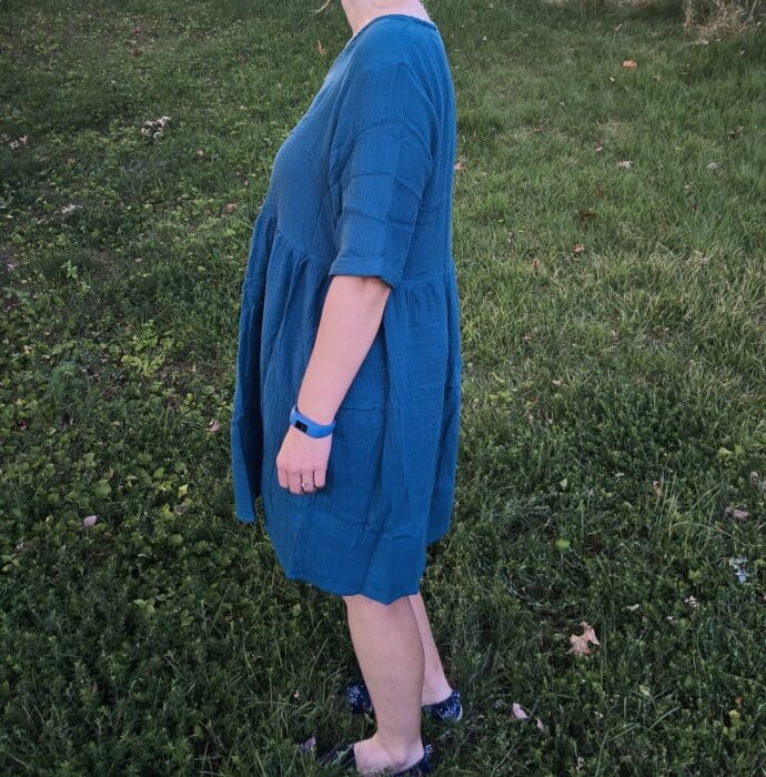 Serra Ladies Light Spun Dress