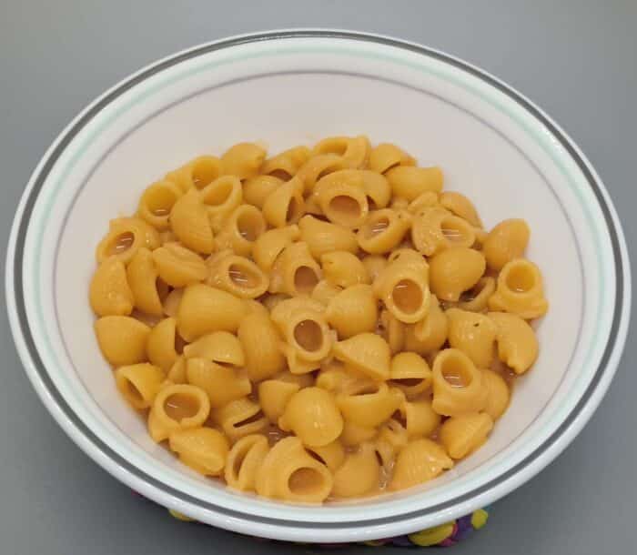 Specially Selected Tomato and Mozzarella Macaroni and Cheese 3