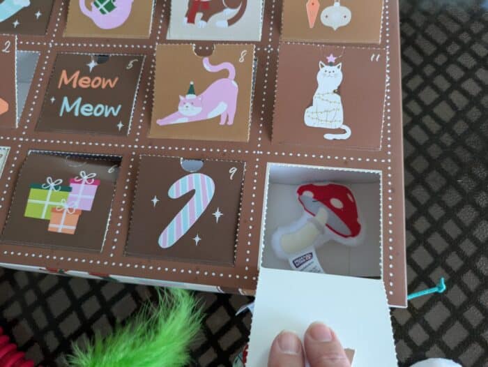 Heart to Tail Cat Toy Advent Calendar