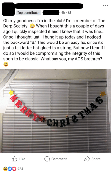 Merry Moments Holiday Garland