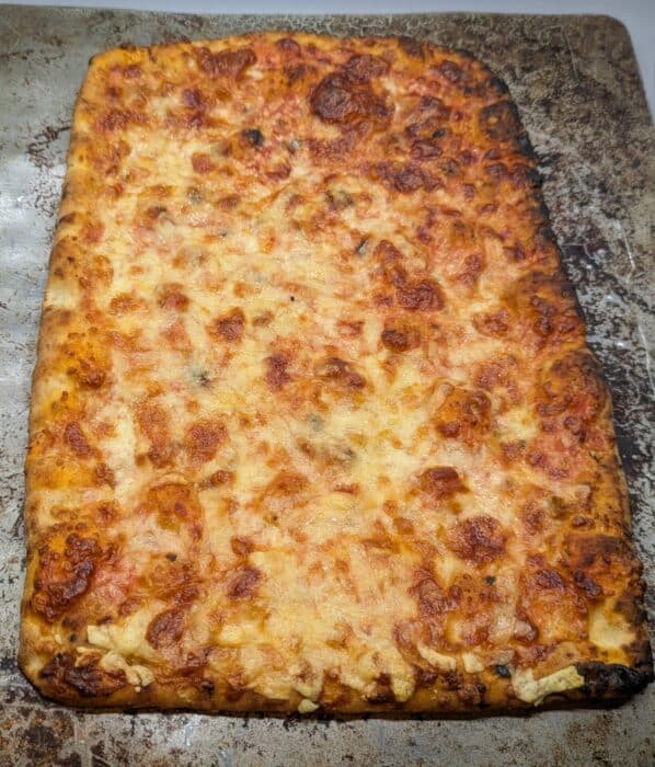 Trader Joe's Organic Family Size Cheese and Tomato Pizza 3