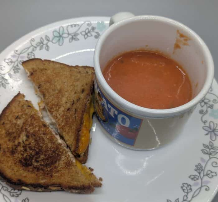Trader Joe's Tomato Feta Soup 4