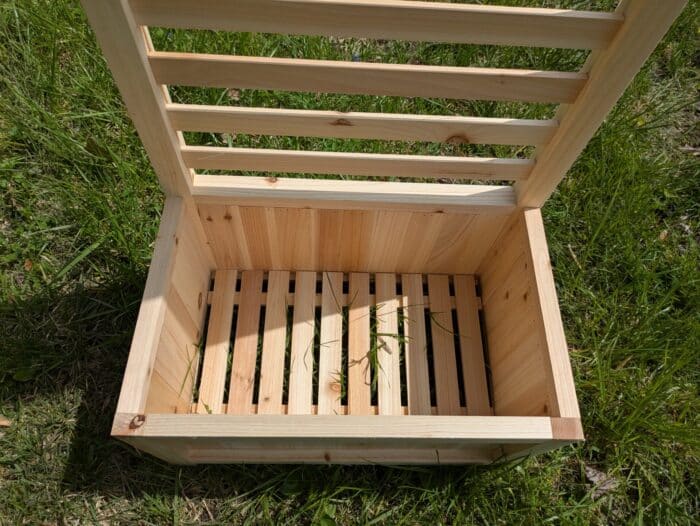 Belavi Wooden Planter with Trellis