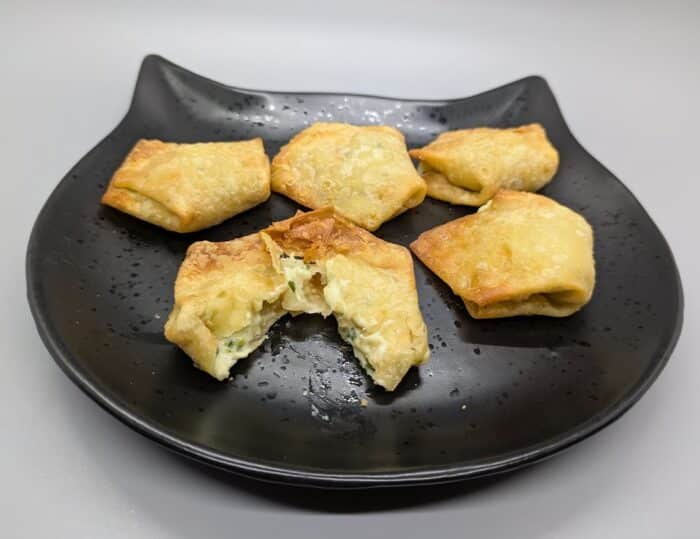 Trader Joe's Jalapeño & Cream Cheese Crispy Wontons