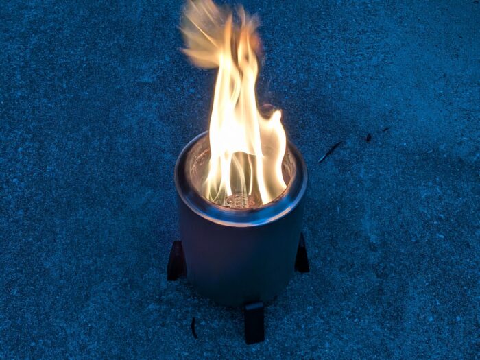 Adventuridge Tabletop Smokeless Fire Pit 10
