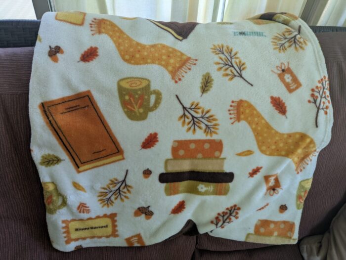 Aldi fall throw