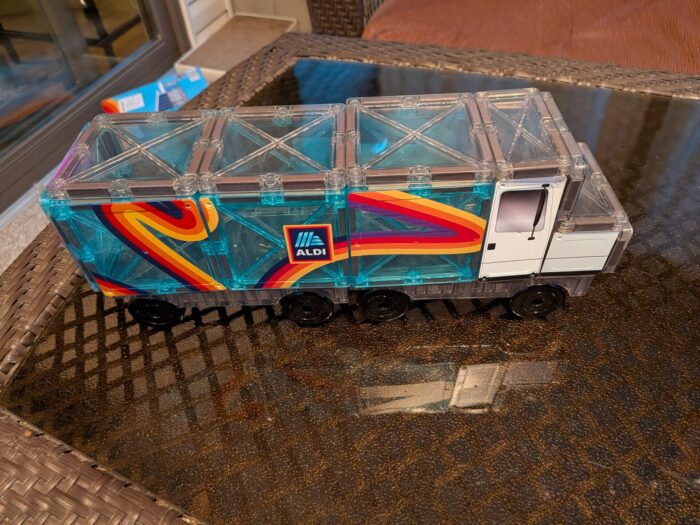Aldi Play Magnebuilds Aldi Truck 2