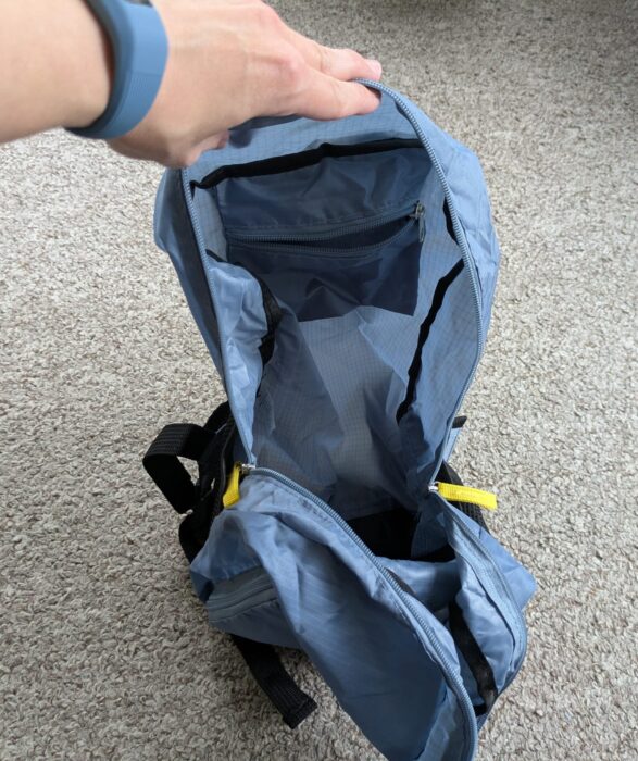 LIVE IN STYLE Foldable Backpack 3