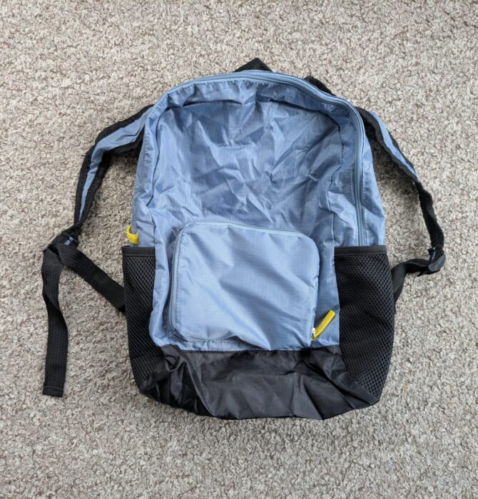 LIVE IN STYLE Foldable Backpack 