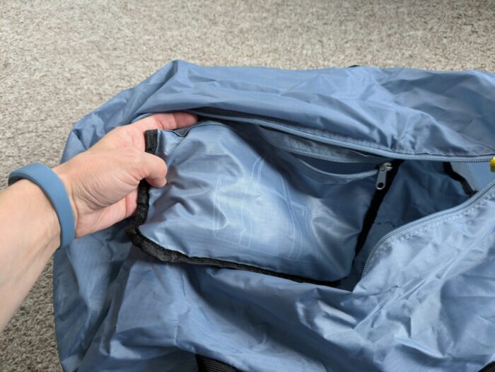 LIVE IN STYLE Foldable Duffle 